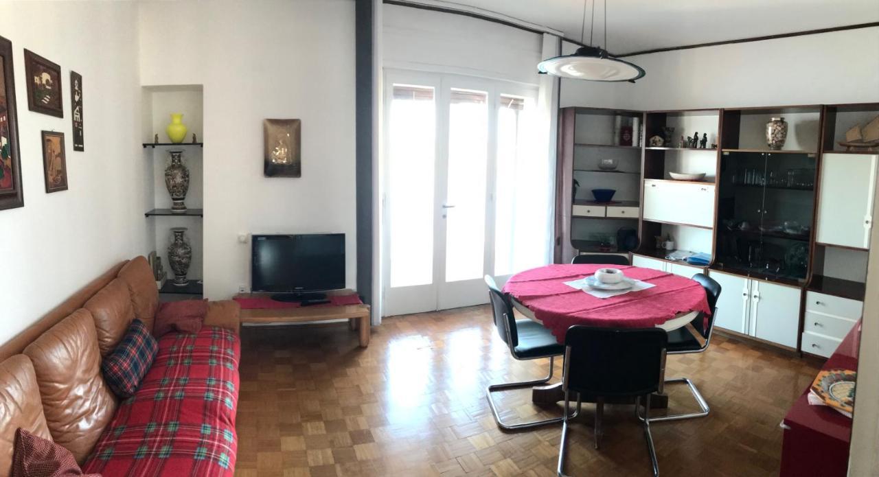 2 Holiday home *